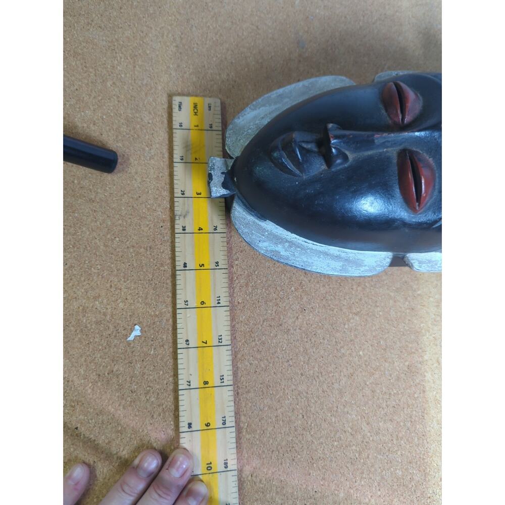 Vintage African Hand Carved Wood Mask Guro - Picture 16 of 16